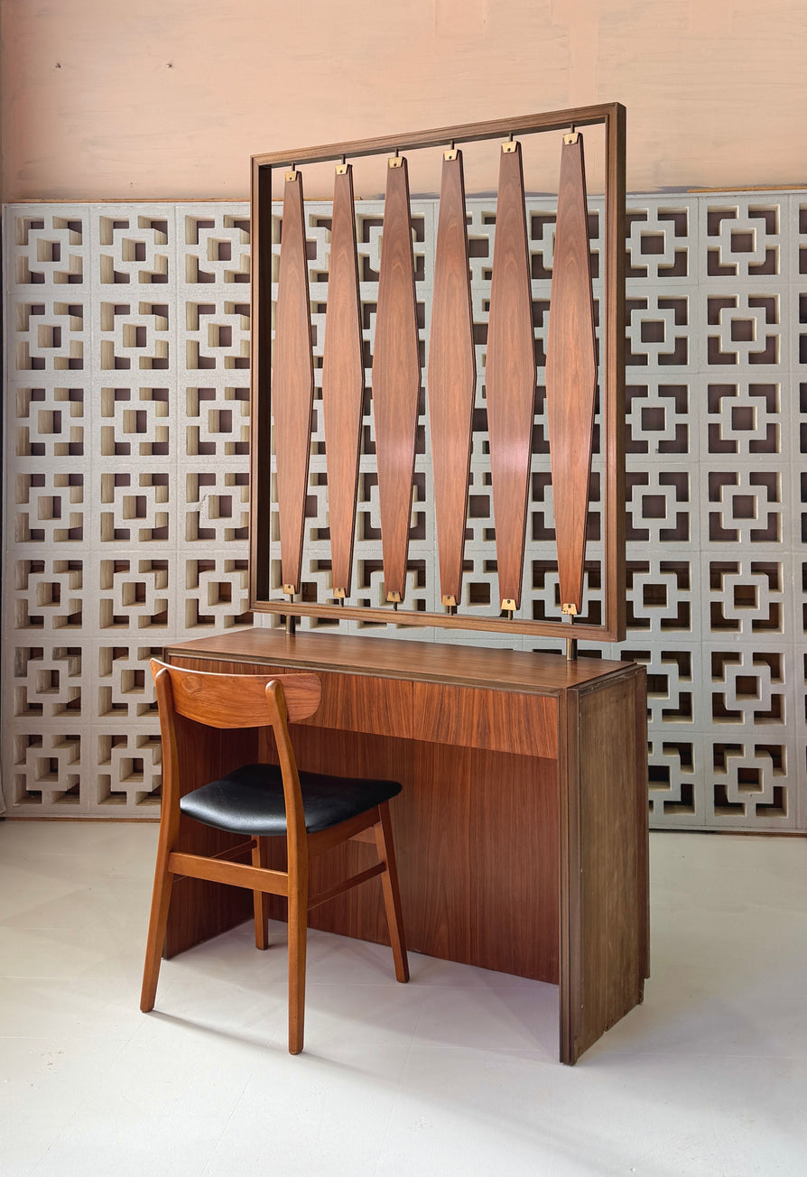 Mid-Century Entrance / Hallway Divider