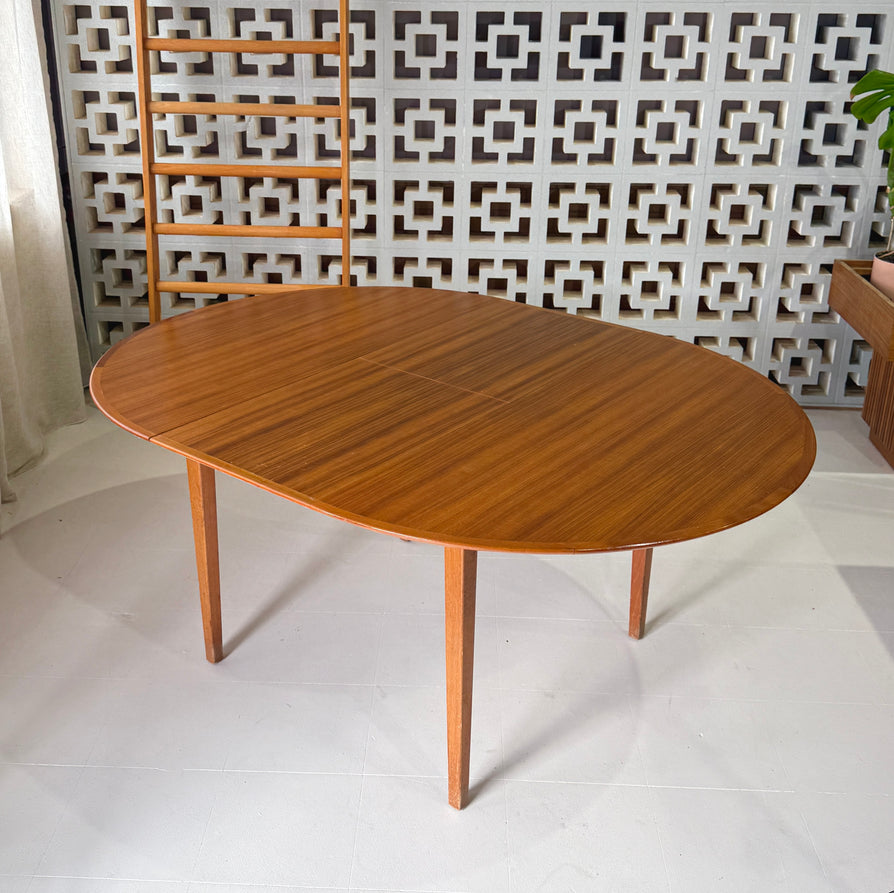 Round Mid-Century Extension Dining Table in Teak