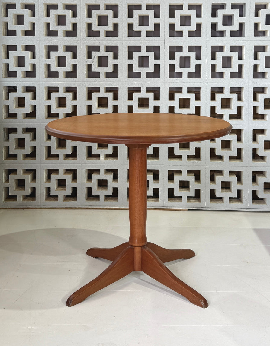 Round Mid-Century Pedestal Kitchen Table