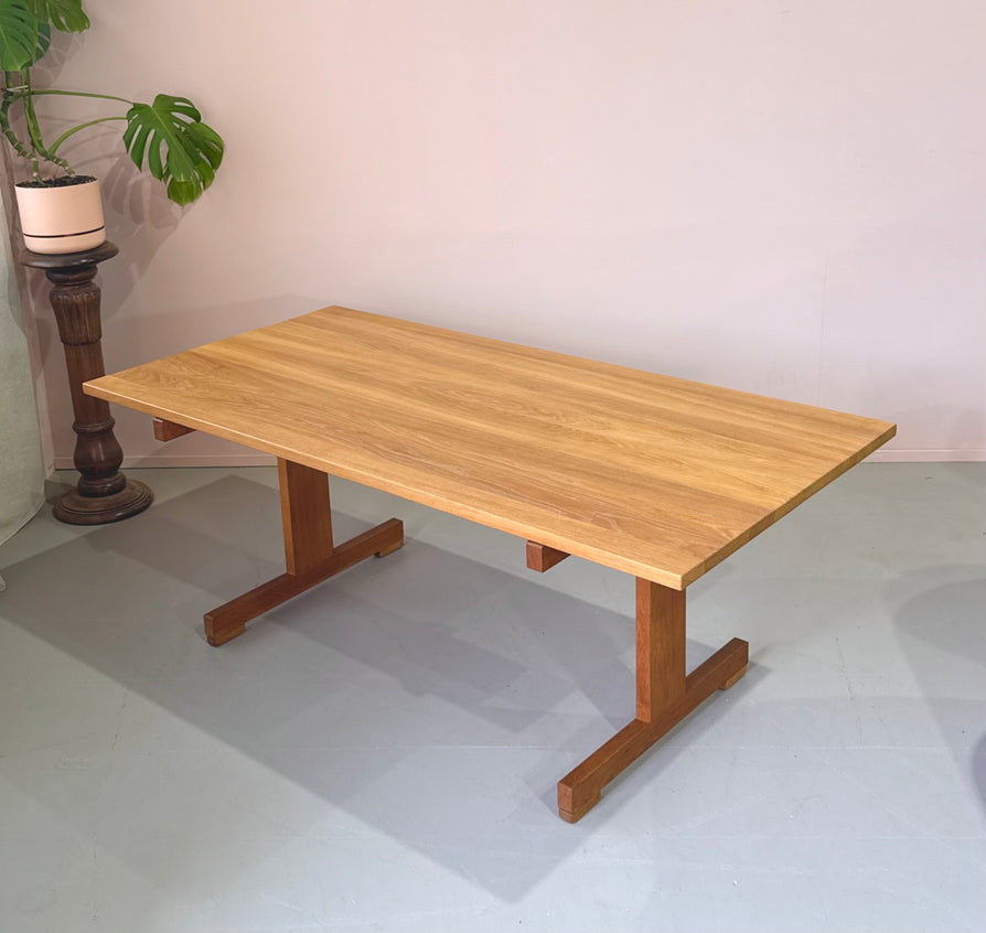 Hans J Wegner Shaker Dining Table