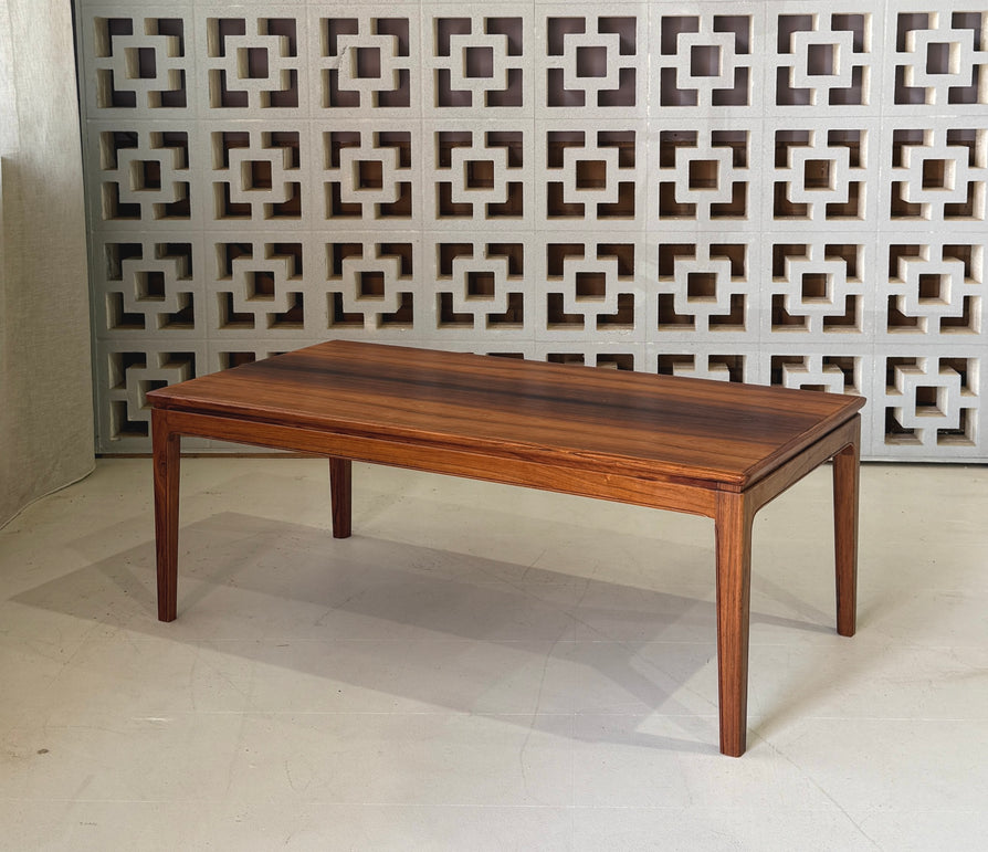 Ole Wanscher Coffee Table in Rosewood