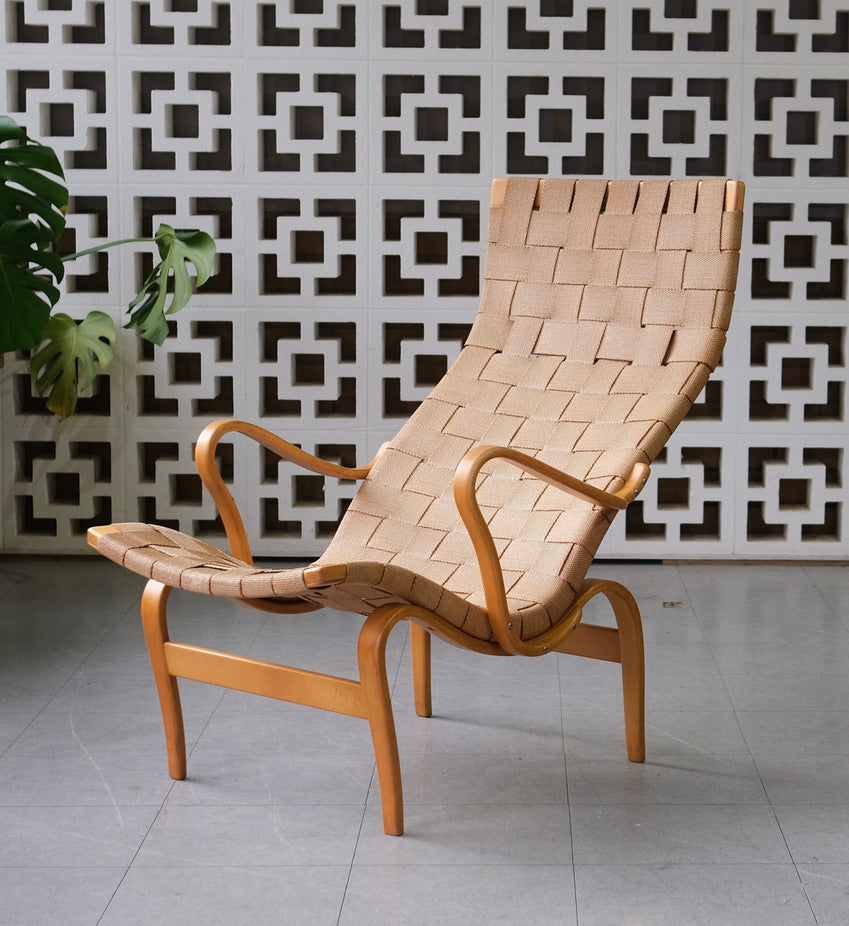 Bruno Mathsson "Pernilla" Lounge Chair