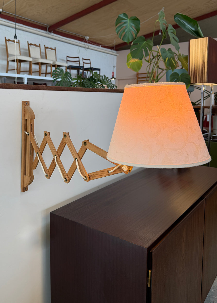 Danish Scissor Lamp in Nordic Pine