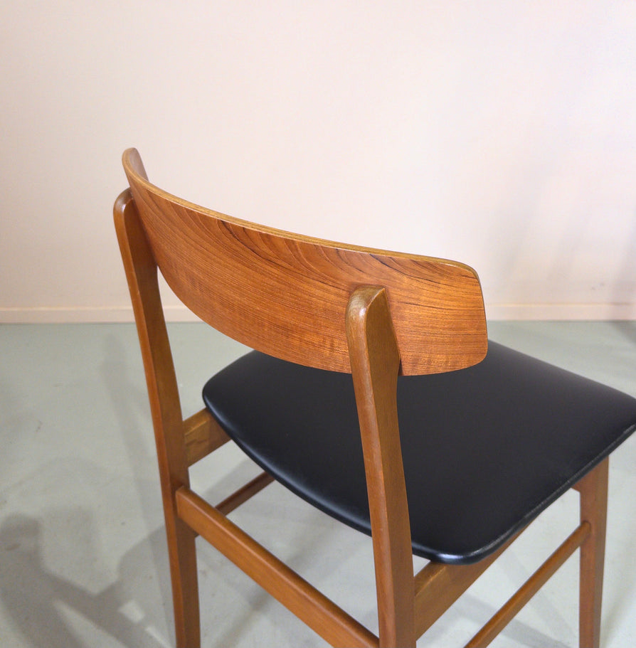 Single Danish Desk Chair / Side Chair