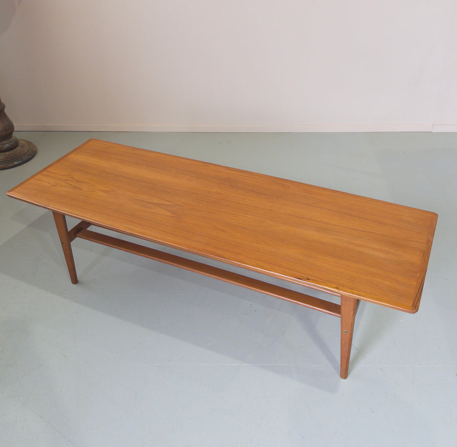Low-Profile Noblett Coffee Table