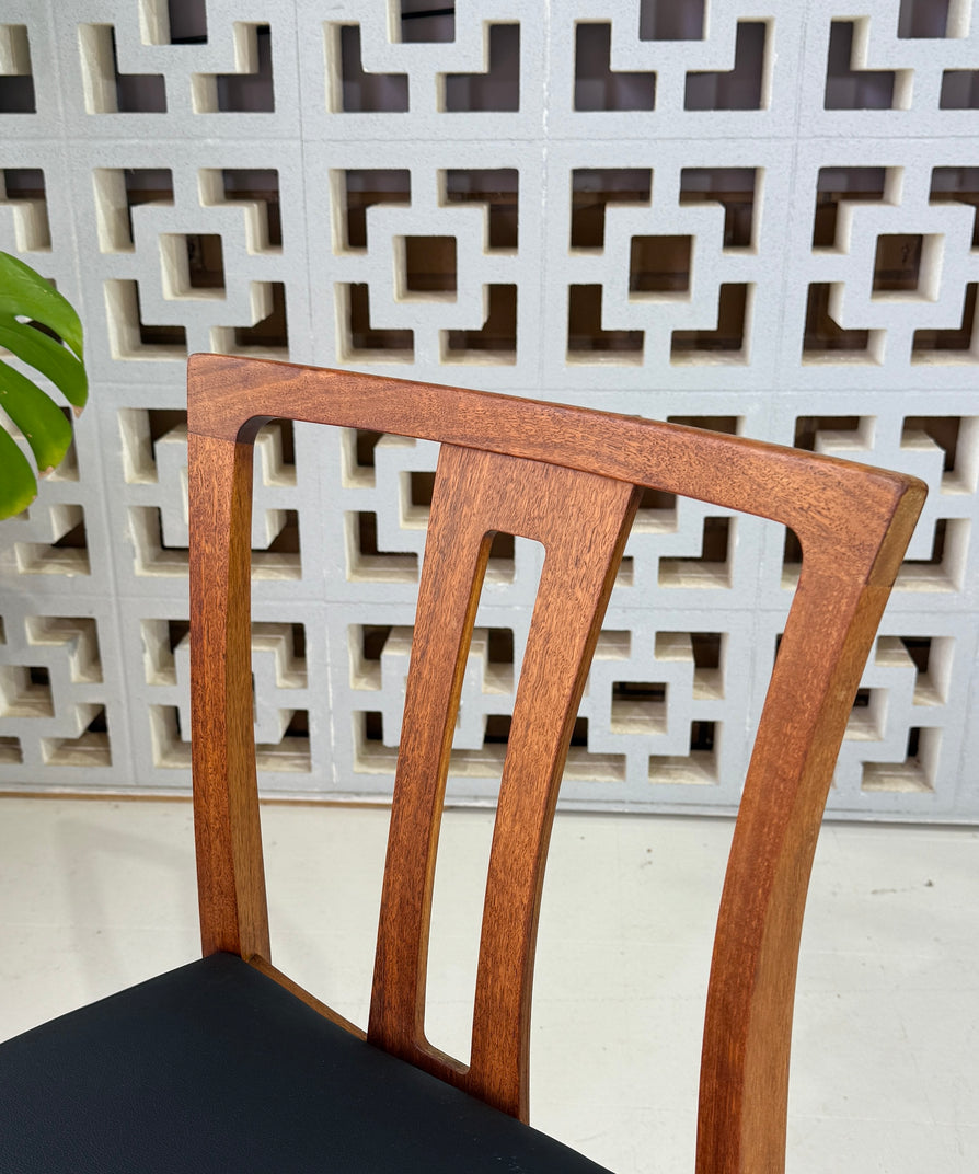 Set of Six Catt Dining Chairs In New Black Vinyl