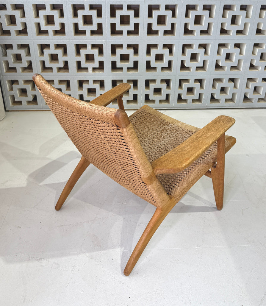 Hans J. Wegner CH25 Easy Chair