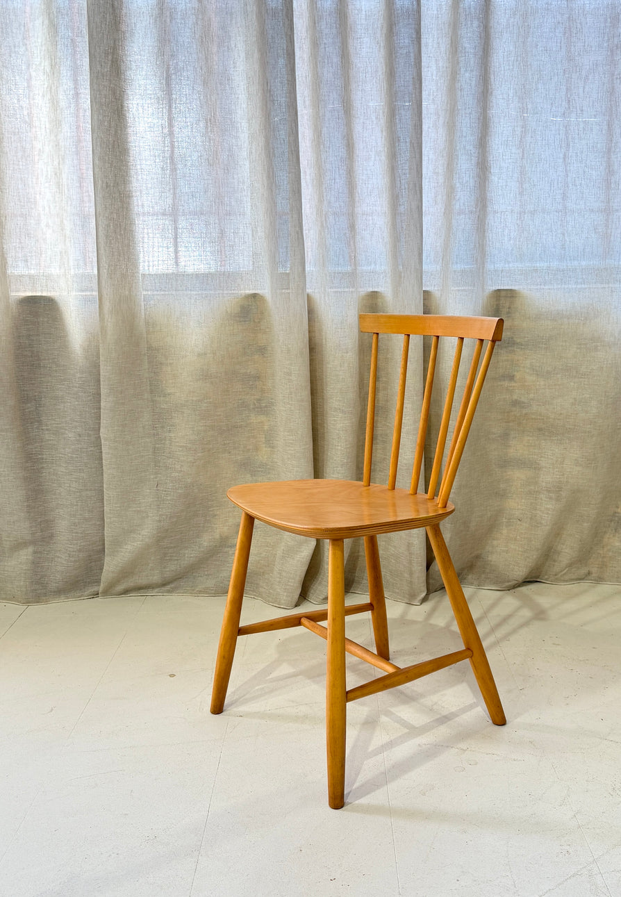 Poul Volther J46 Spindle Chair