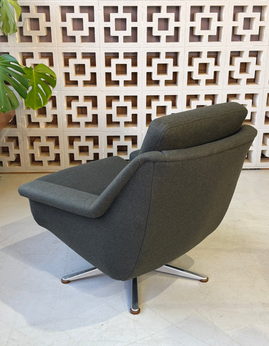 Werner Langenfeld for ESA Model 802 Swivel Chair