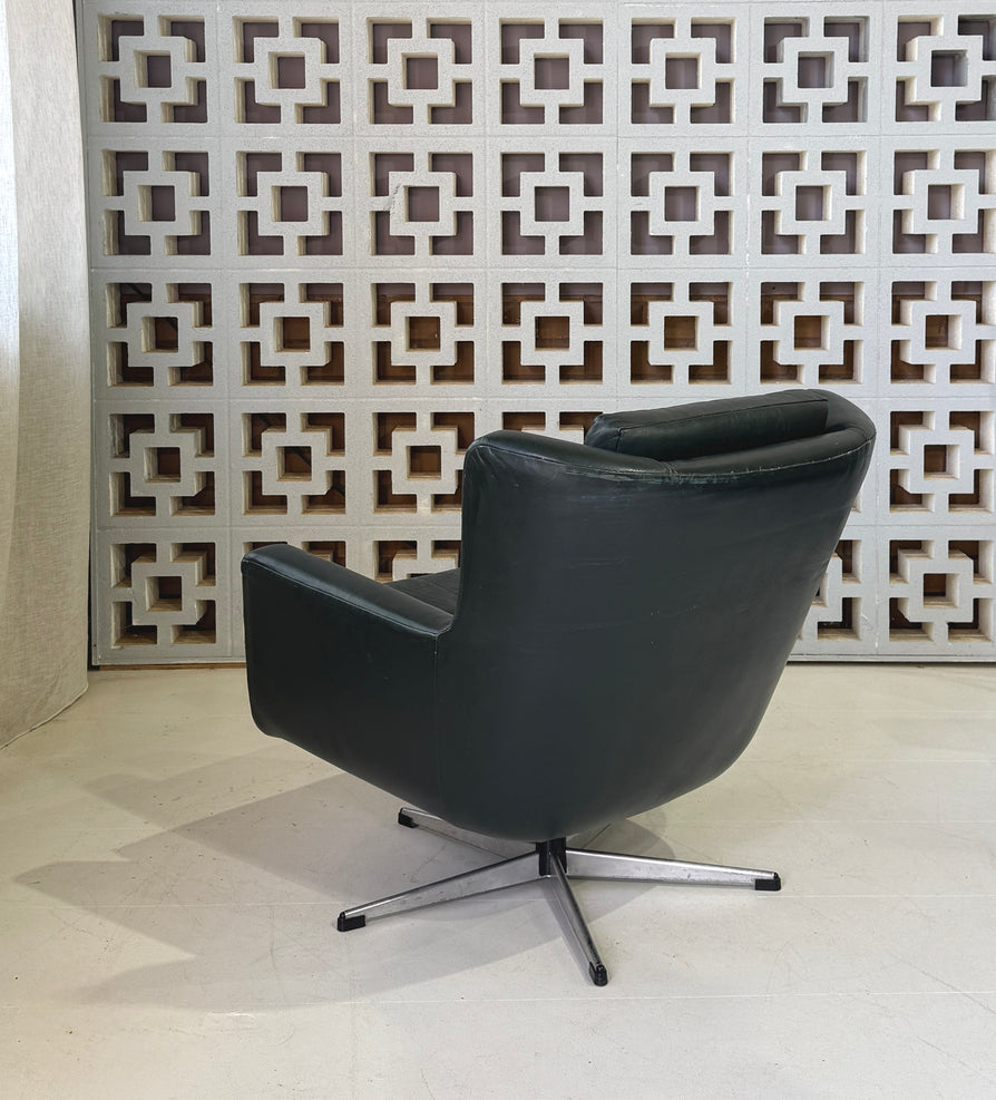 Danish Swivel Lounge Chair in Green Leather