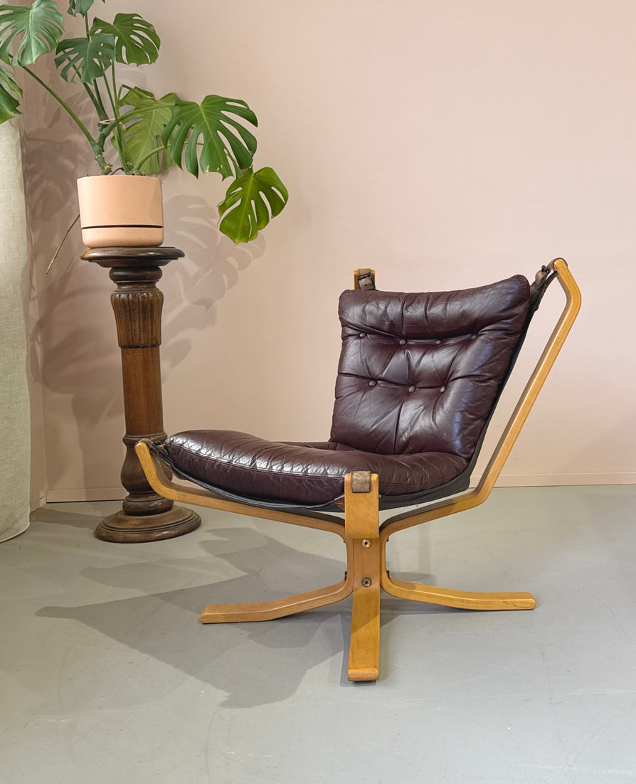 Superstar (Falcon) Lounge Chair in Ox-Blood Leather