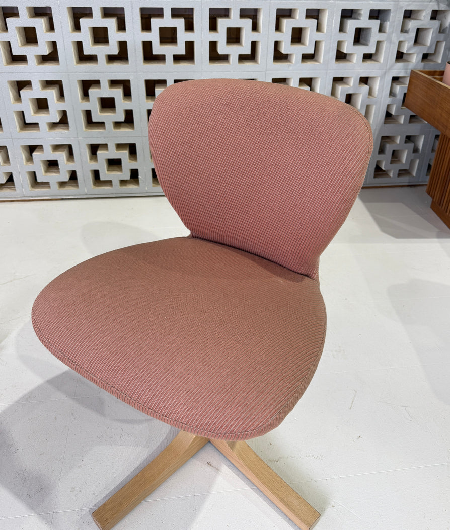 Set of Four Catt Swivel Dining Chairs