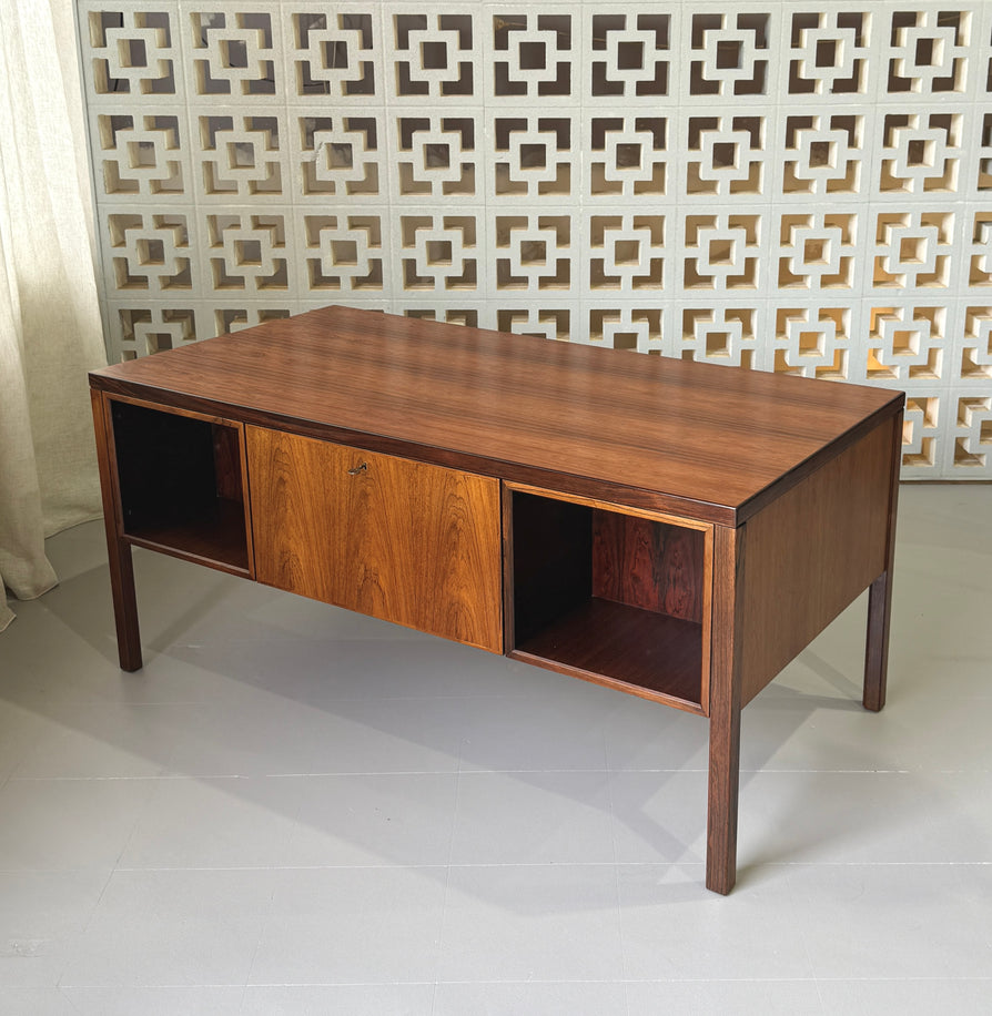 Model 77 Omann Jun Executive Desk in Rosewood