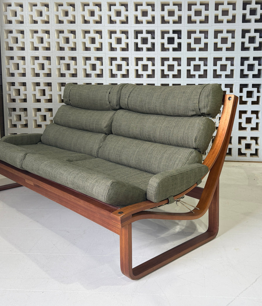 Tessa T4 Sofa in New Fabric