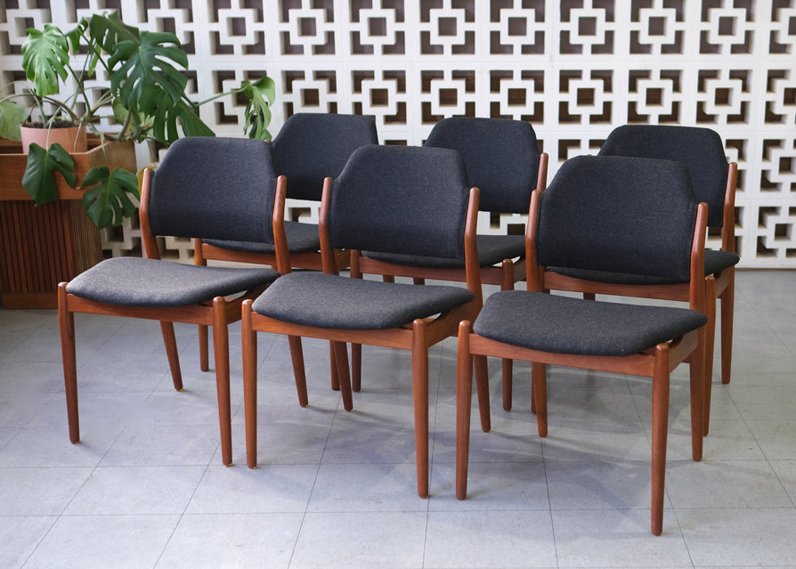 Six Arne Vodder Model 62 Dining Chairs