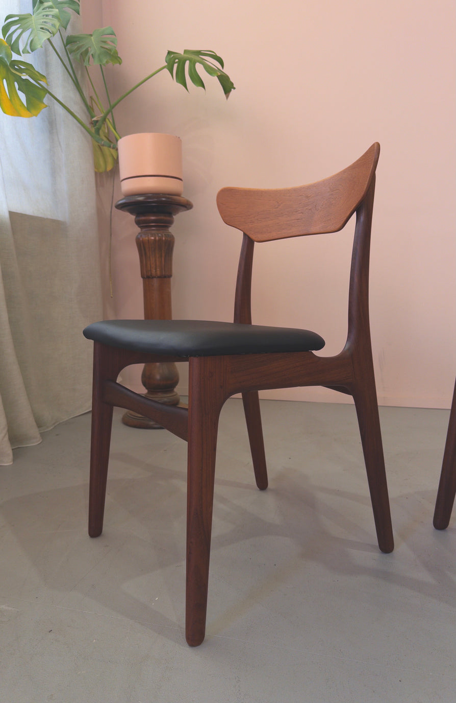 Six Schiønning & Elgaard Dining Chairs in Teak