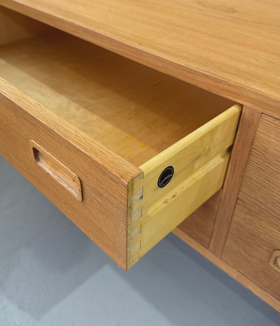 Hundevad Chest of Drawers in Oak