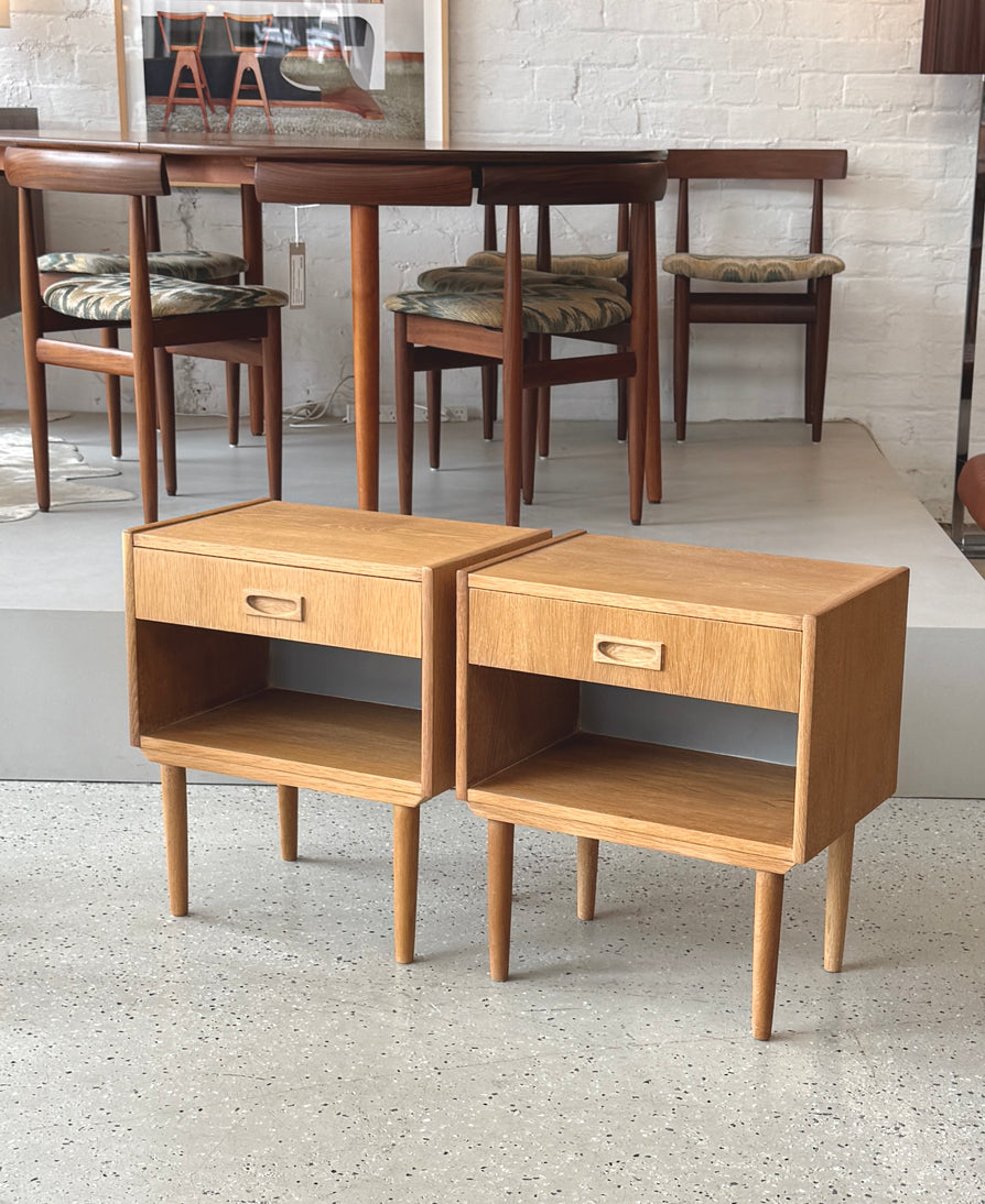 Pair of Danish Bedside Tables in Oak