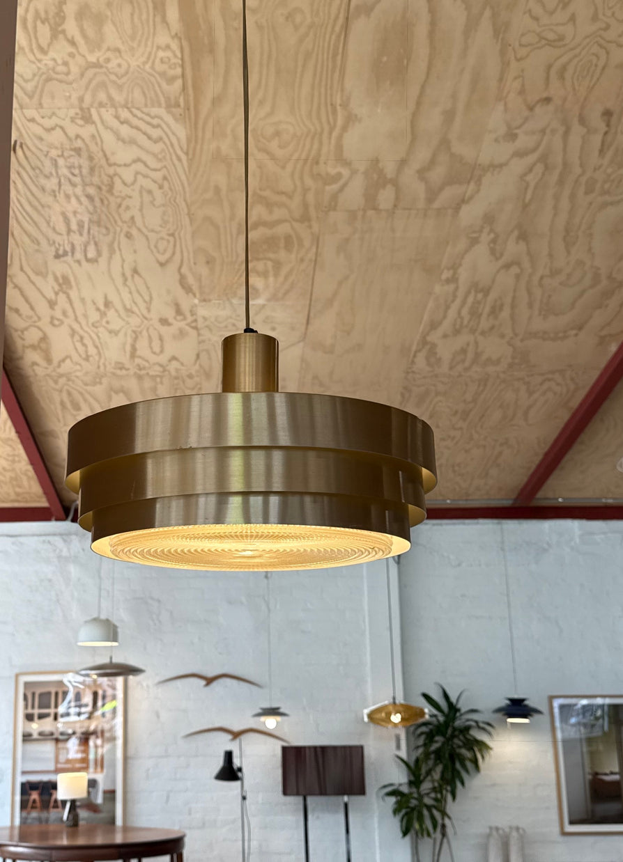 Tiered Vitrika Pendant in Brass and Glass