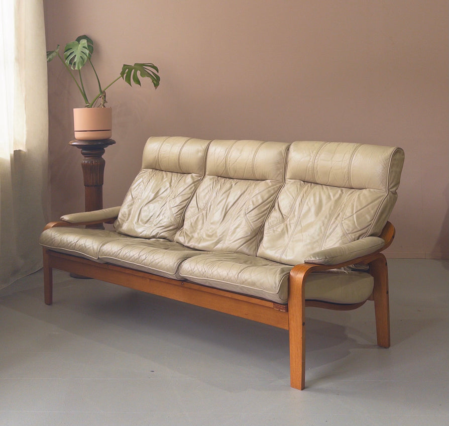 Danish Deluxe Sofa in Cream Leather