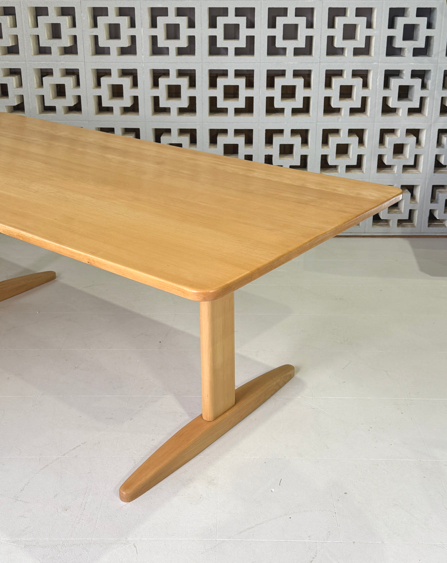 Børge Mogensen  Shaker Dining Table