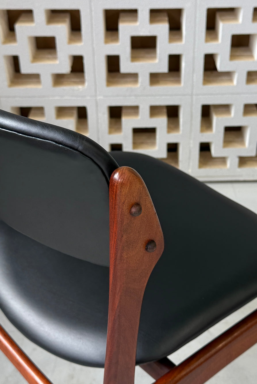 Six Erik Buch Model 49 Dining Chair in Rosewood