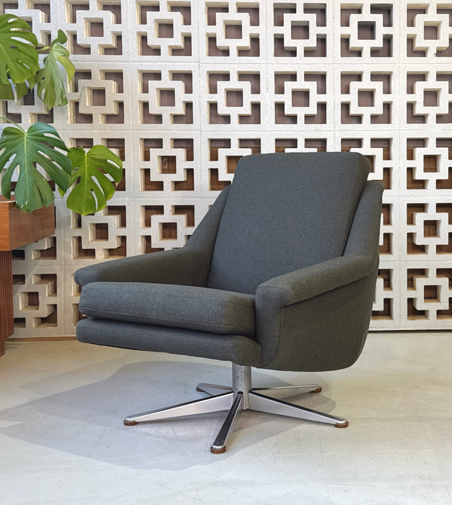 Werner Langenfeld for ESA Model 802 Swivel Chair
