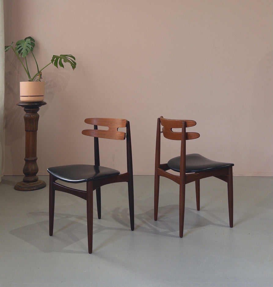 Set of Four Johannes Andersen Model 178 Dining Chairs in Teak