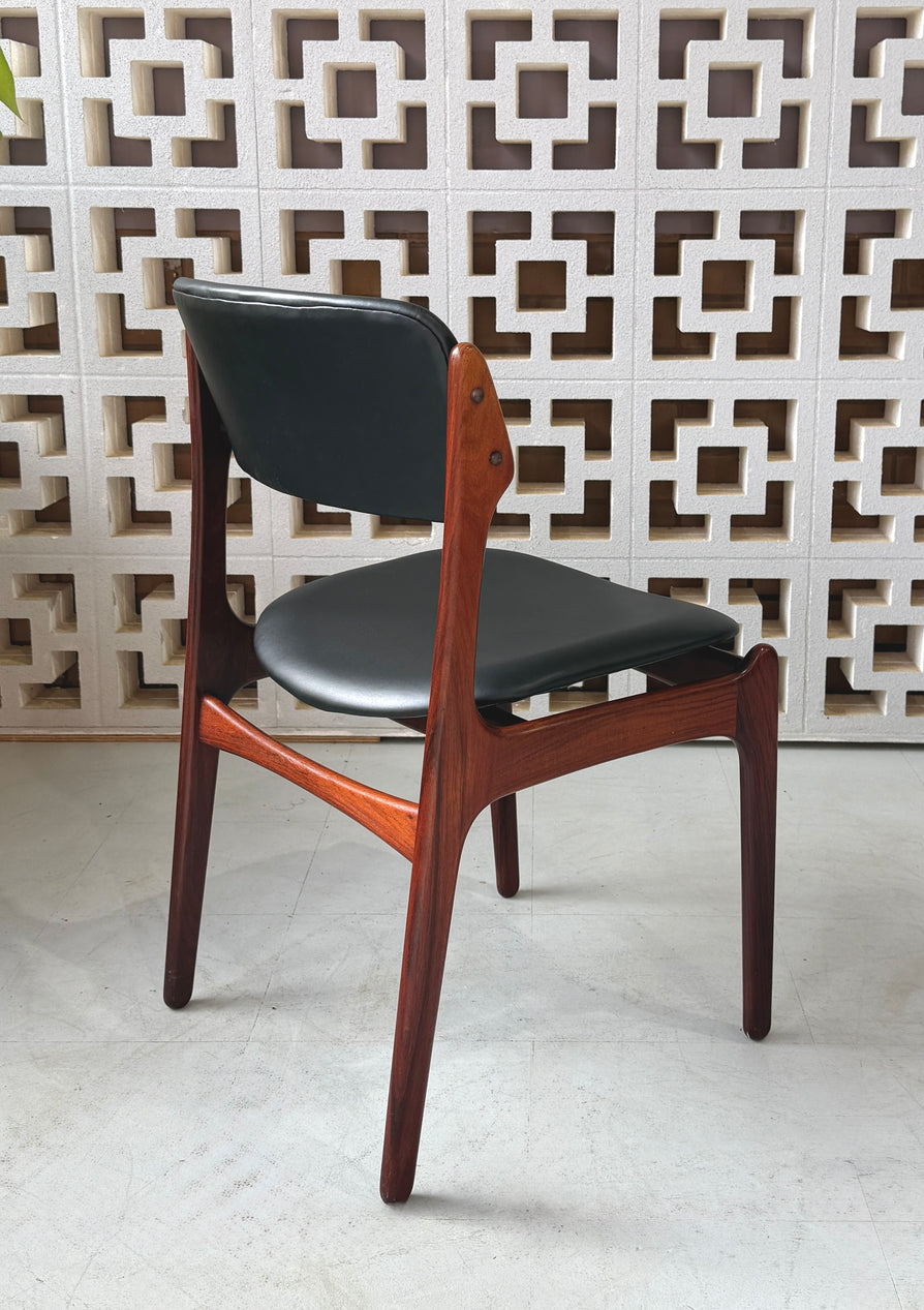 Six Erik Buch Model 49 Dining Chair in Rosewood