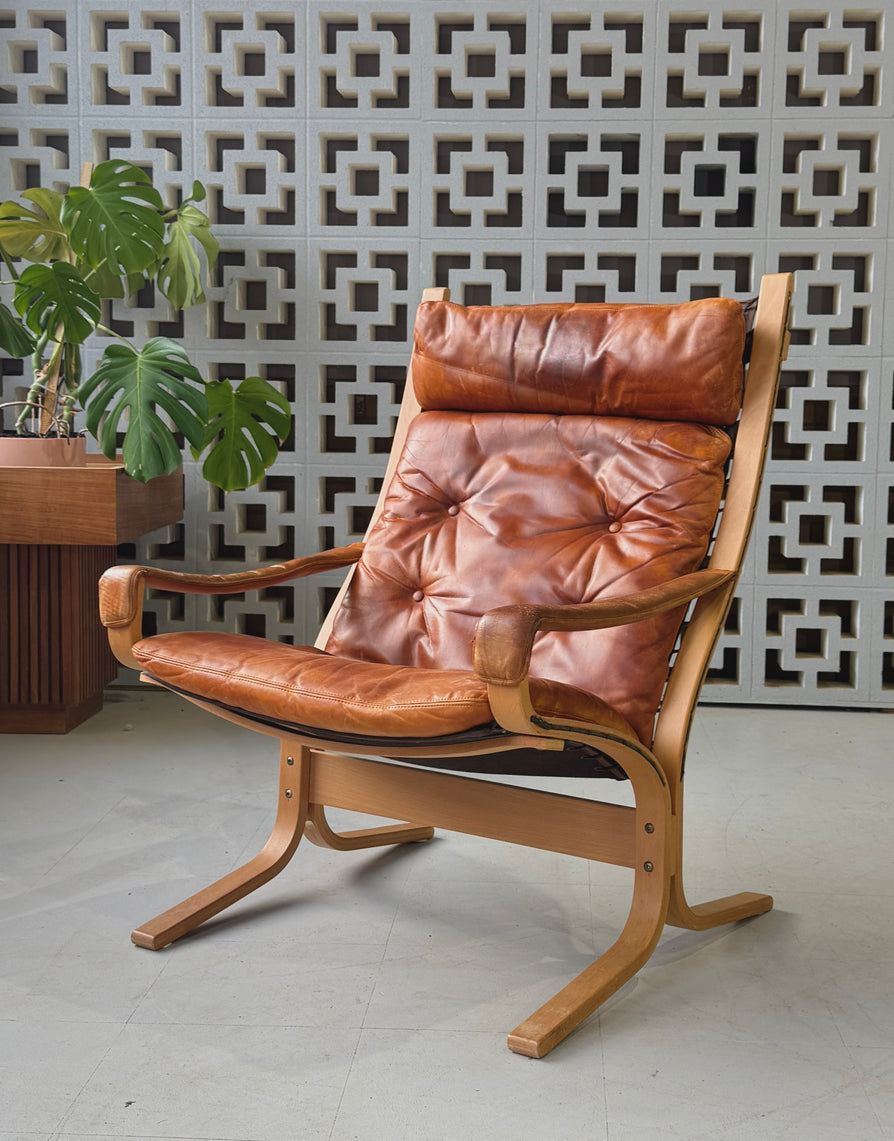 High-Back Siesta Chair in Vintage Tan Leather