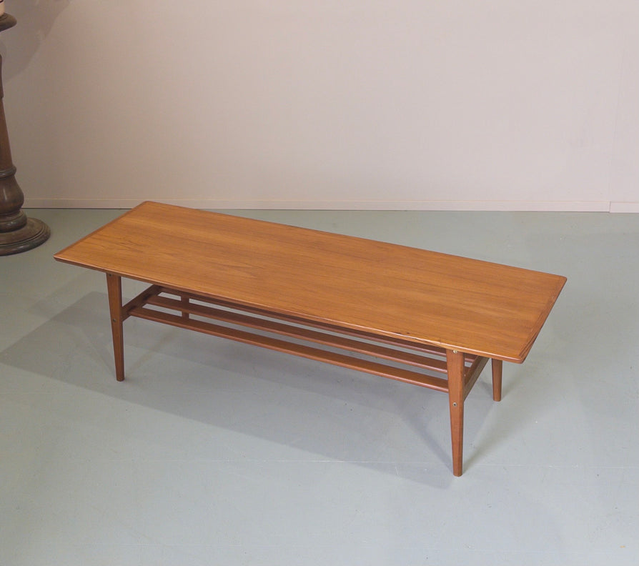 Low-Profile Noblett Coffee Table