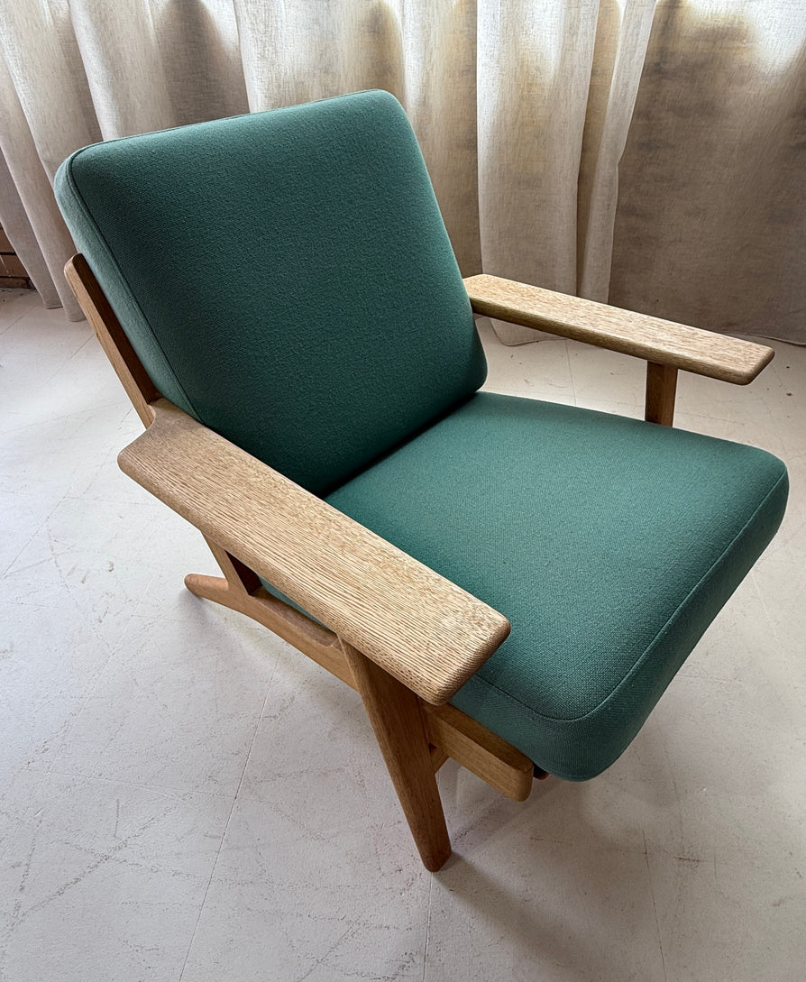 Hans Wegner GE290 Plank Chair