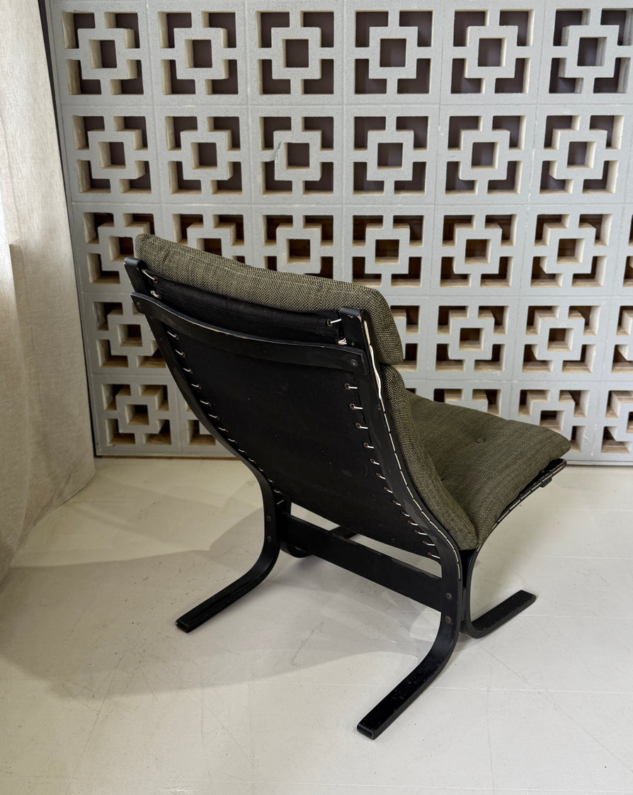 High-Back Siesta Chair in New Fabric