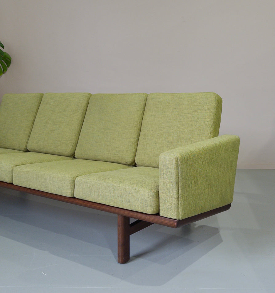 Hans J Wegner GE235/4 Sofa in Light Green Upholstery