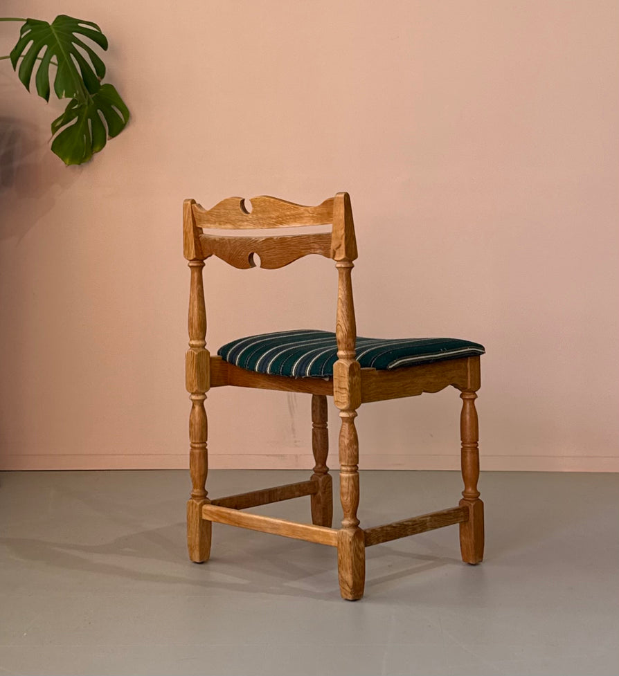 Six Henning Kjaernulf Oak Razor Blade Dining Chairs