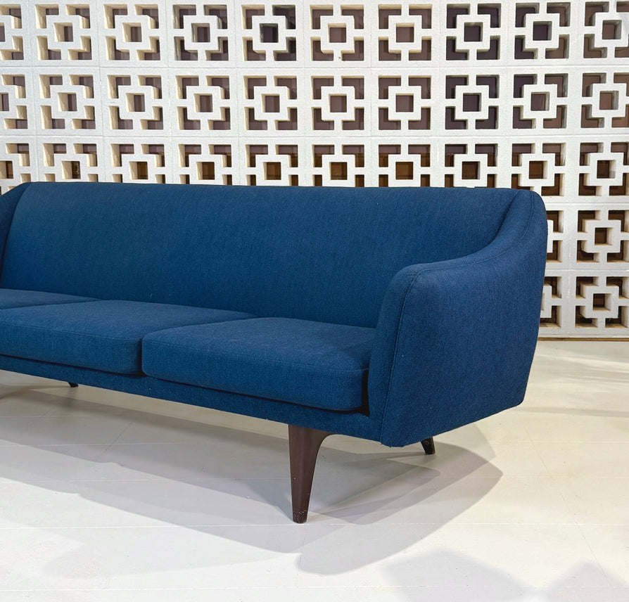 Illum Wikkelsø “ML140” Three-Seater Sofa for A. Mikael Laursen & Søn