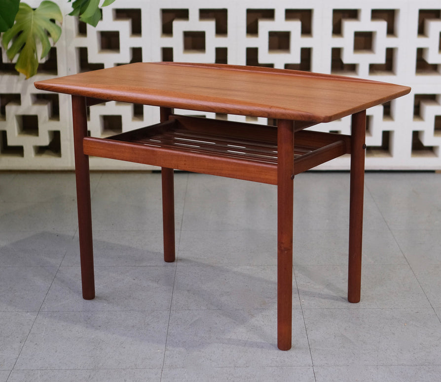 Grete Jalk Side-Table in Teak