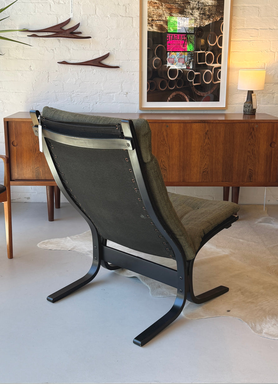 High-Back Siesta Chair in New Fabric