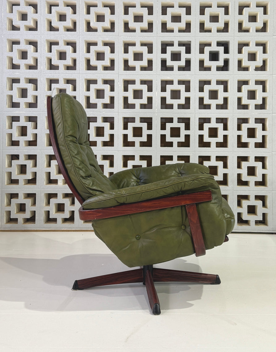 Göte Möbler Swivel Lounge Chair & Footstool