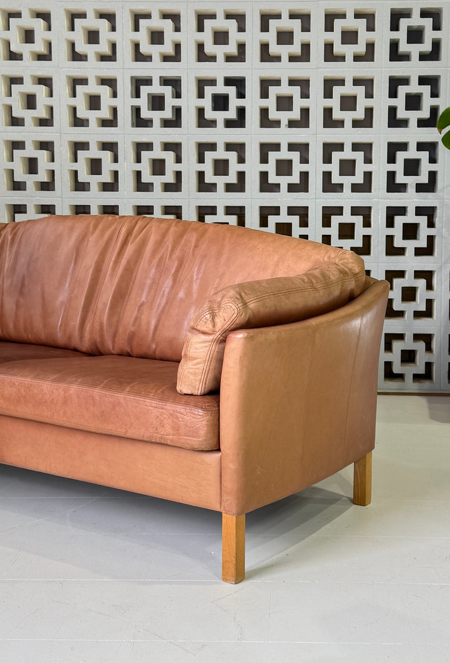 Mogens Hansen 2.5 Seater Sofa in Cognac Leather
