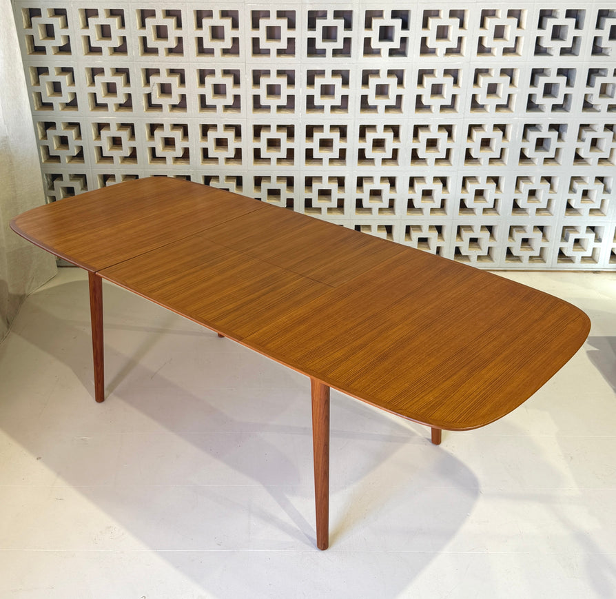 Noblett Extension Dining Table