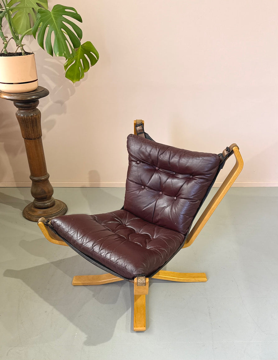 Superstar (Falcon) Lounge Chair in Ox-Blood Leather