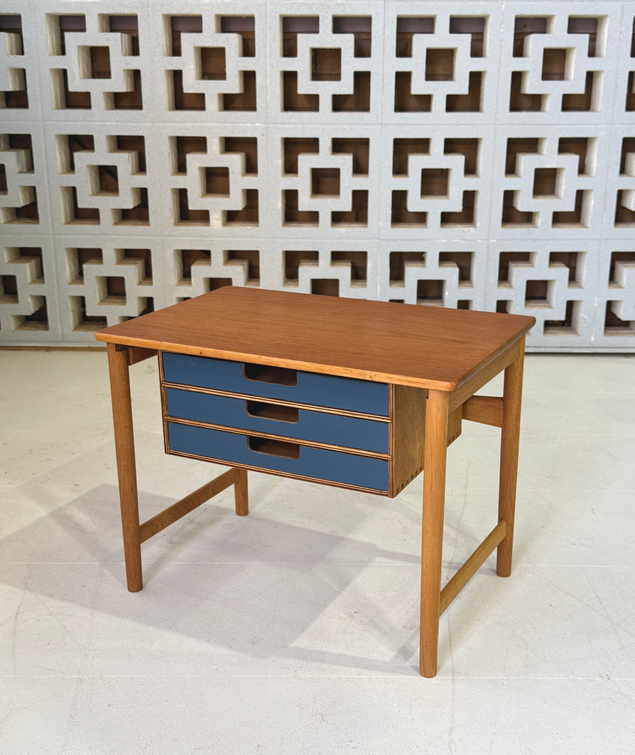 Danish Side Table in Teak & Oak
