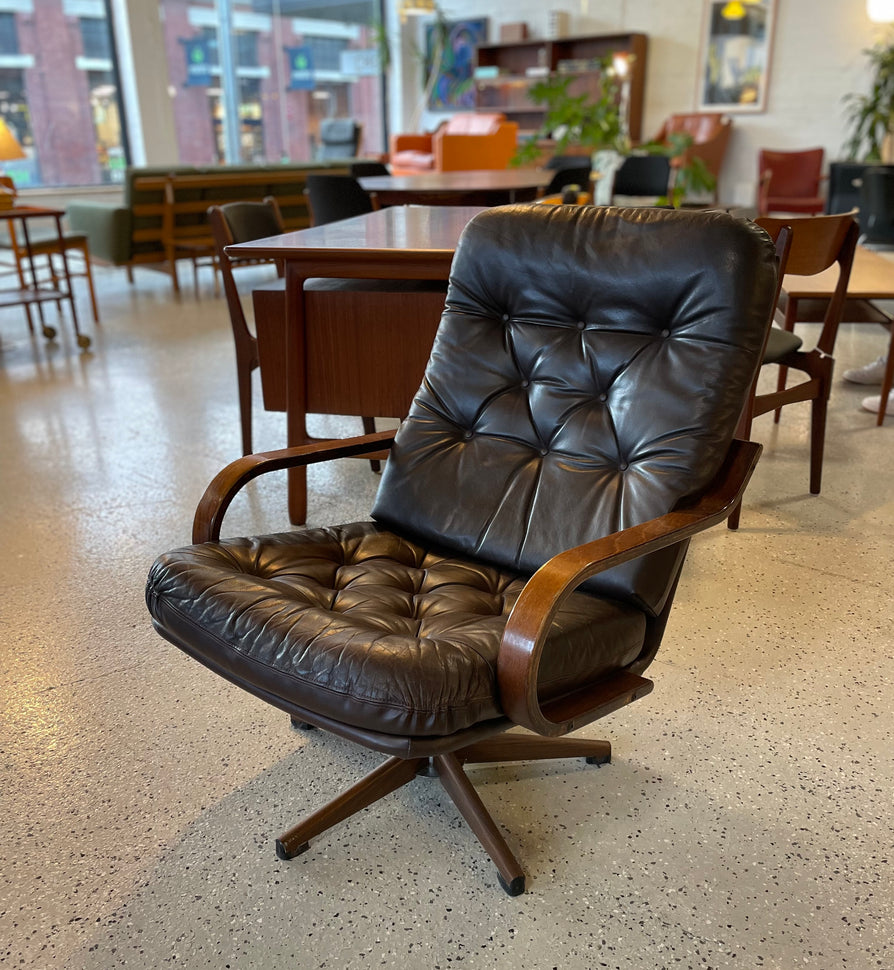 Danish Swivel Chair in Brown Leather