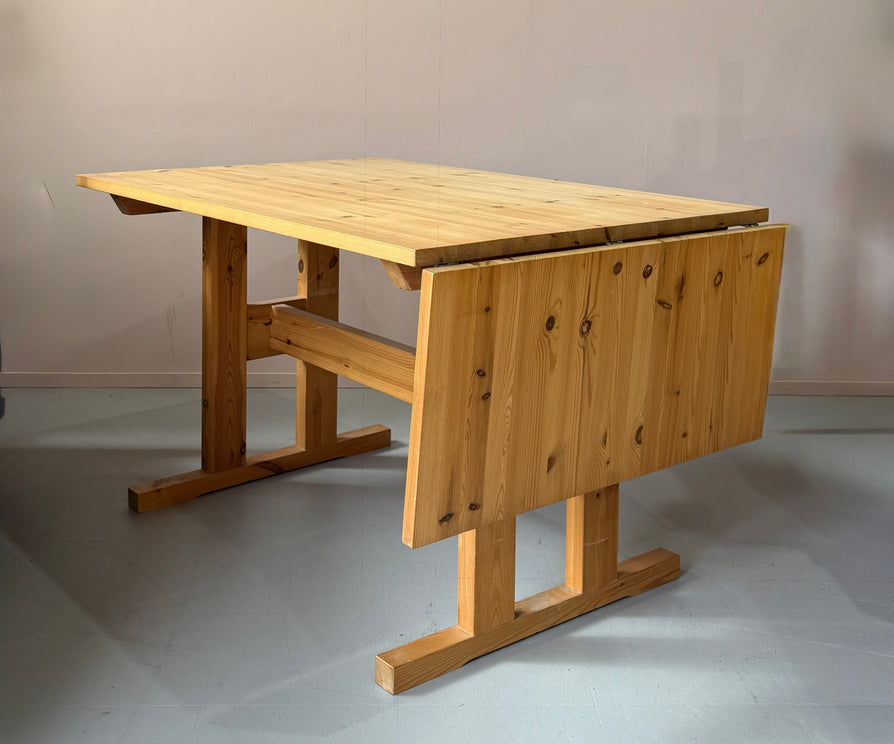 Danish Farmhouse Extension Kitchen Table in Pine
