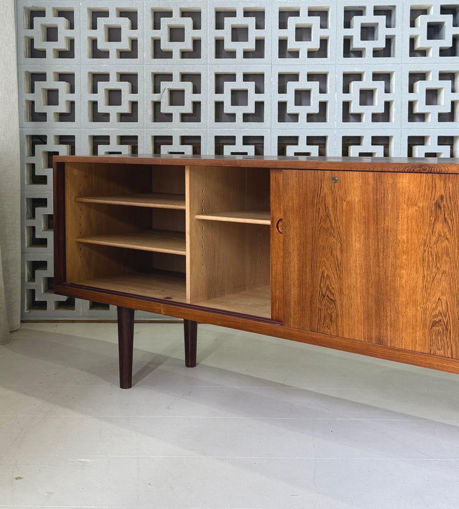 Hans Wegner RY26 Sideboard