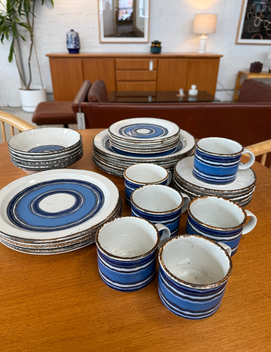 Stonehenge Midwinter Dinner Set