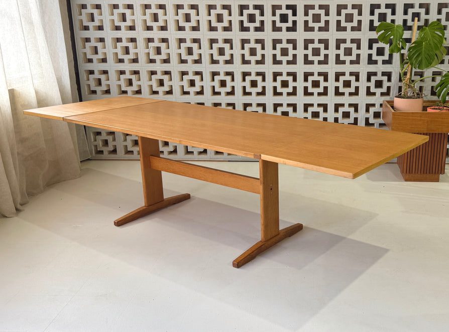 Farstrup Extension Shaker Dining Table