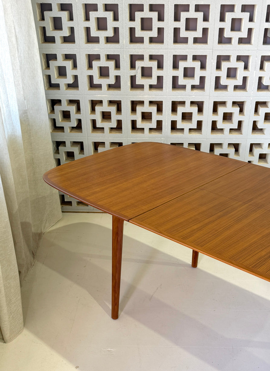Noblett Extension Dining Table