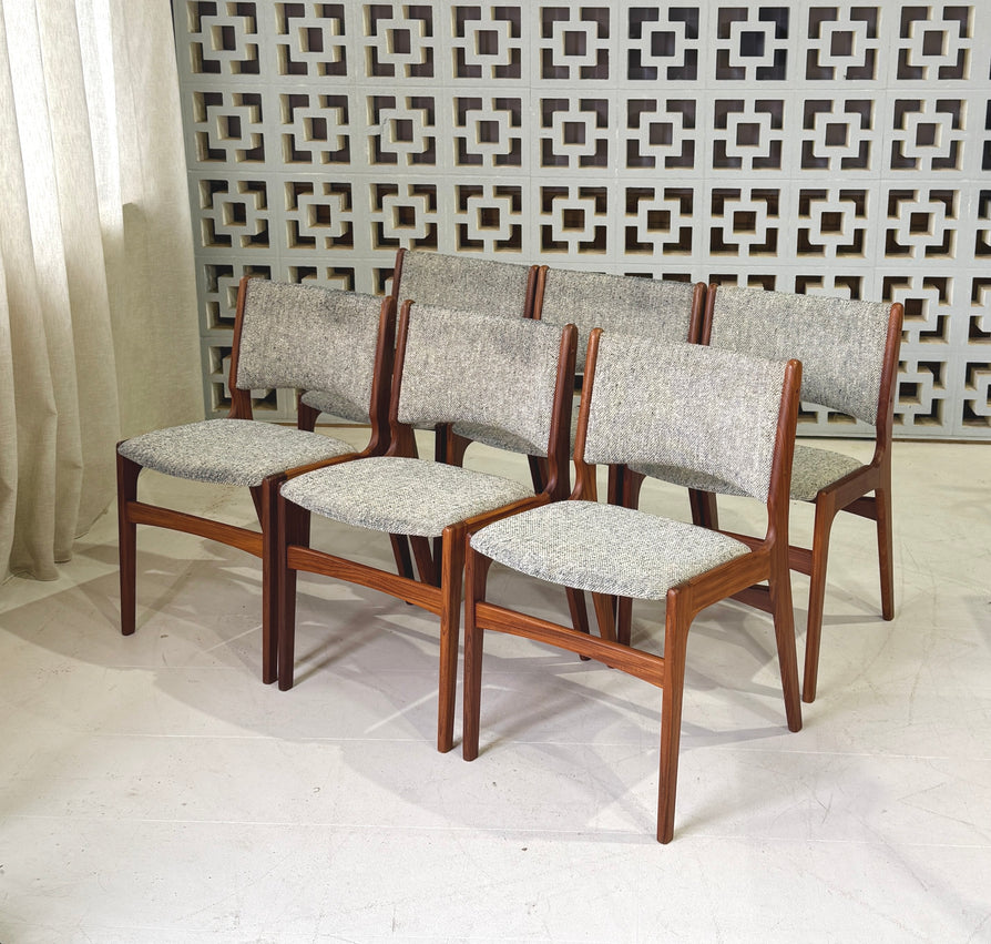 Six Erik Buch Model 89 Dining Chairs in Teak